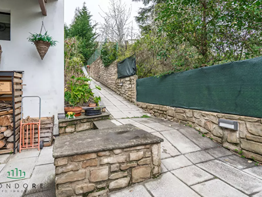 Immagine 7 di Casa bifamiliare in vendita  in VIA SAN MARTINO a Monte San Pietro