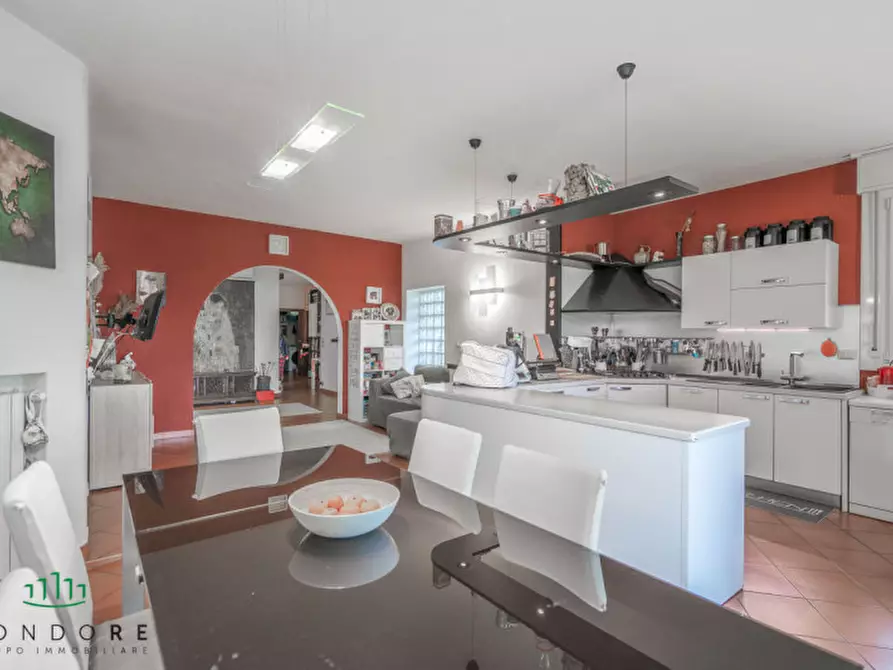 Immagine 9 di Casa bifamiliare in vendita  in VIA SAN MARTINO a Monte San Pietro