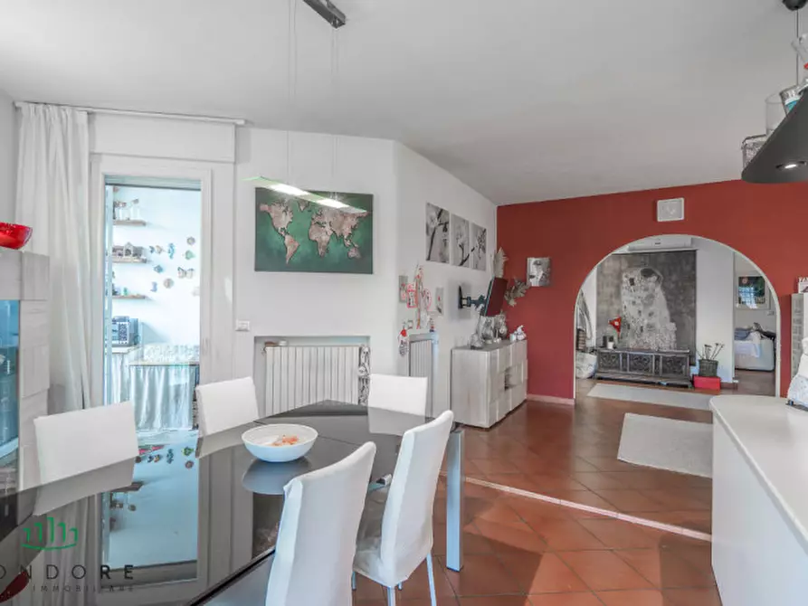 Immagine 10 di Casa bifamiliare in vendita  in VIA SAN MARTINO a Monte San Pietro