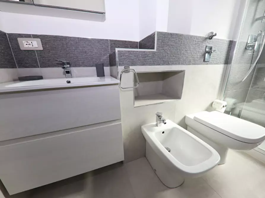 Immagine 27 di Appartamento in affitto  in Via San Miniato a Milano