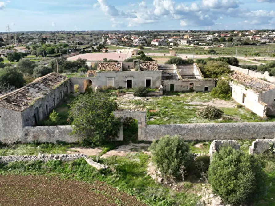 Immagine 1 di Casa indipendente in vendita  a Rosolini