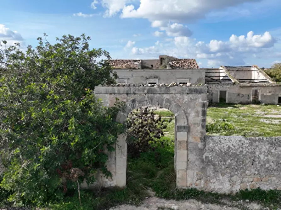 Immagine 2 di Casa indipendente in vendita  a Rosolini