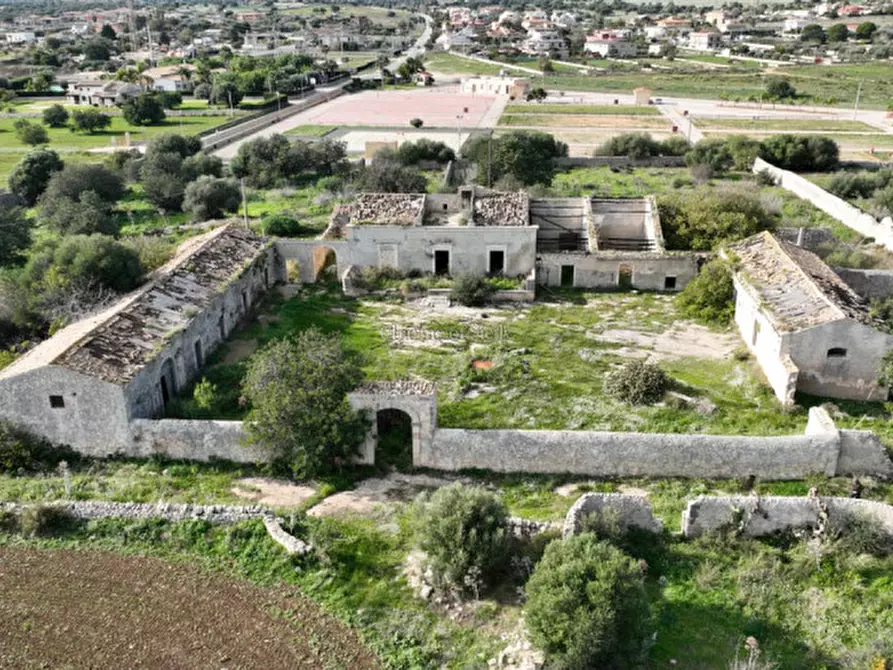 Immagine 18 di Casa indipendente in vendita  a Rosolini