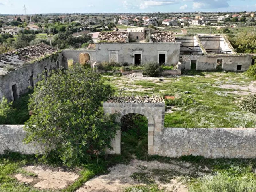 Immagine 20 di Casa indipendente in vendita  a Rosolini
