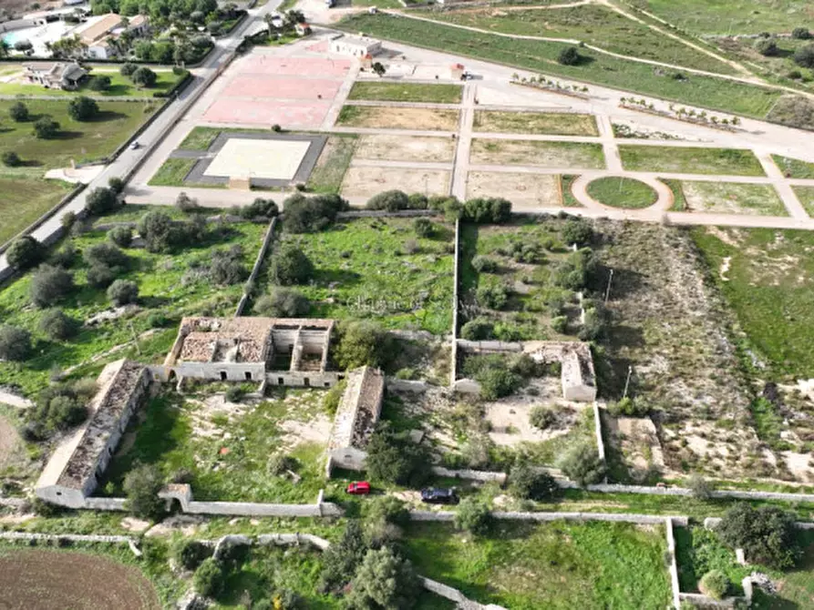 Immagine 24 di Casa indipendente in vendita  a Rosolini