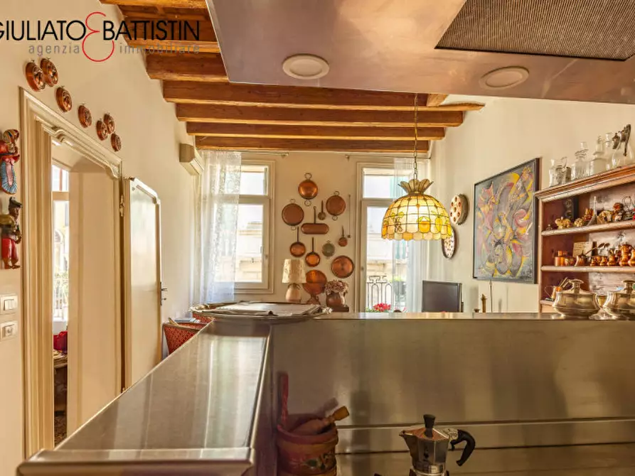 Immagine 7 di Appartamento in vendita  in Corso Andrea Palladio a Vicenza