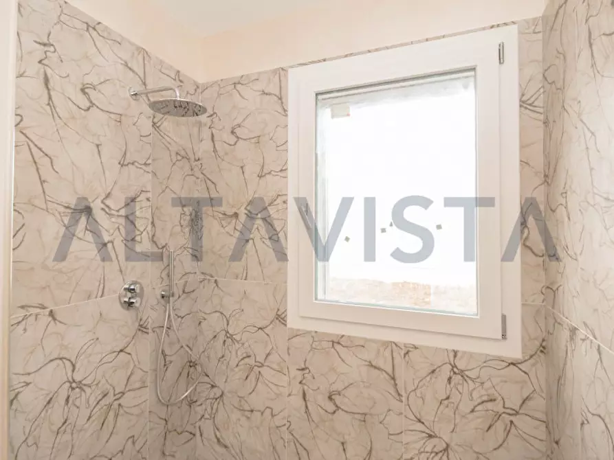 Immagine 40 di Villa in vendita  in Via Campagnola a Bedizzole