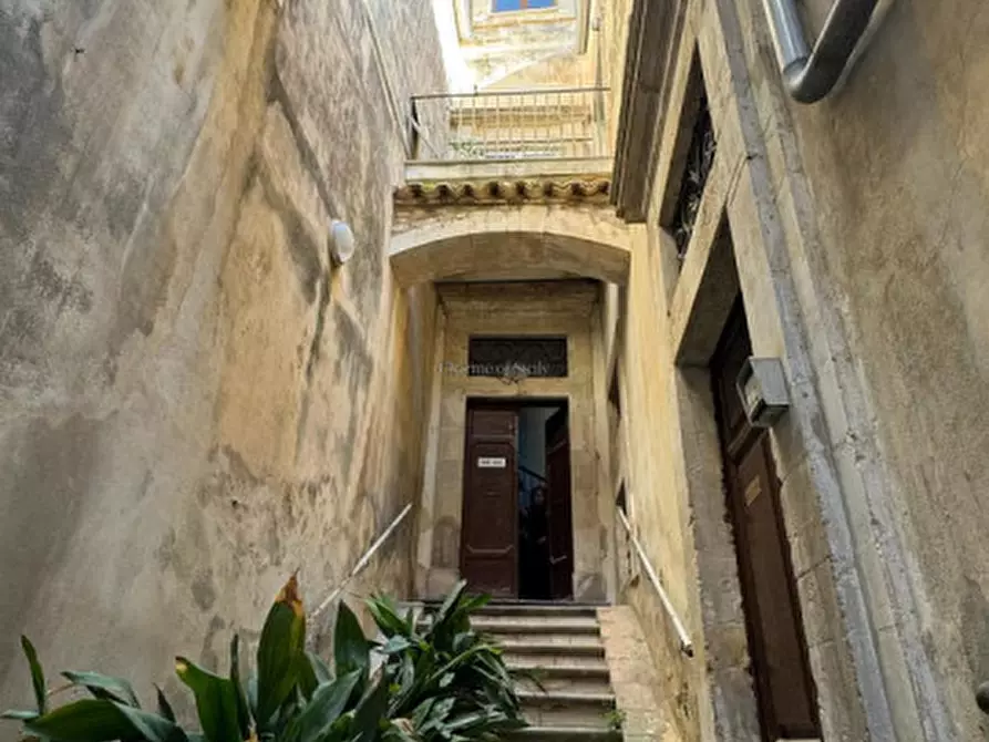 Immagine 14 di Casa indipendente in vendita  a Modica