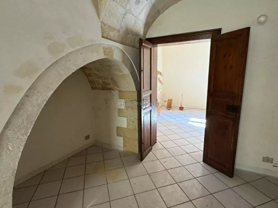 Immagine 33 di Casa indipendente in vendita  a Modica