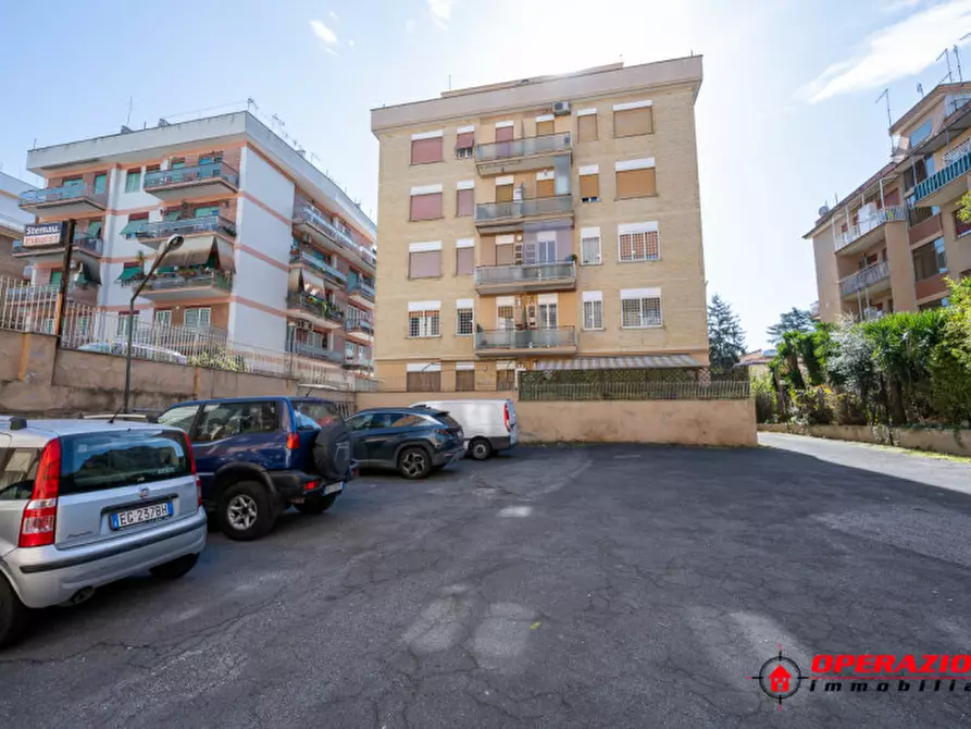 Immagine 24 di Negozio in affitto  in via pieve ligure a Roma