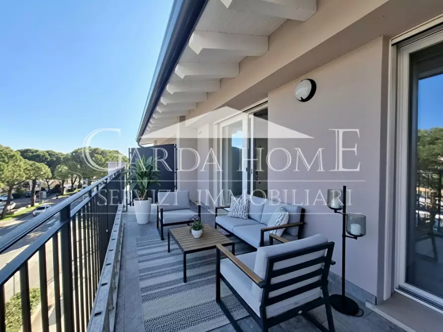 Immagine 2 di Appartamento in vendita  in Via Lecco a Desenzano Del Garda