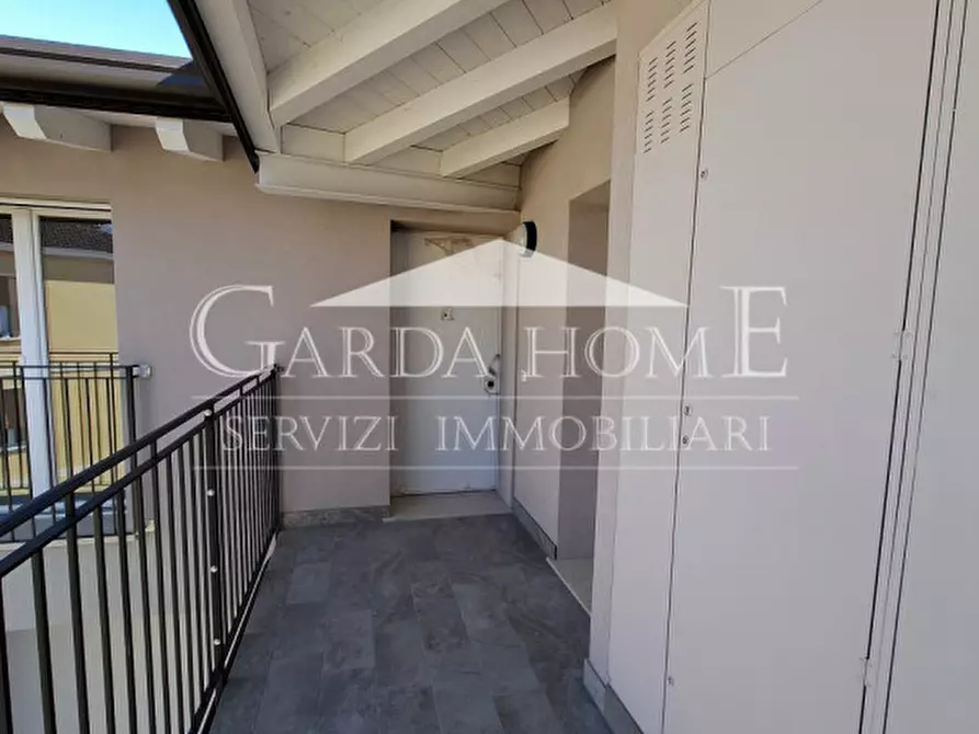 Immagine 26 di Appartamento in vendita  in Via Lecco a Desenzano Del Garda