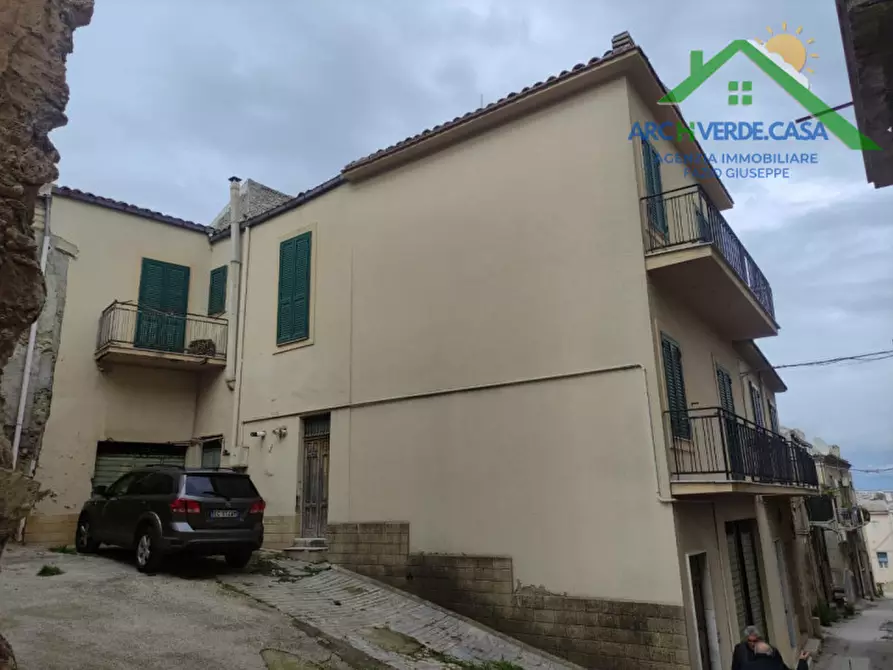 Immagine 1 di Appartamento in vendita  a Canicattì