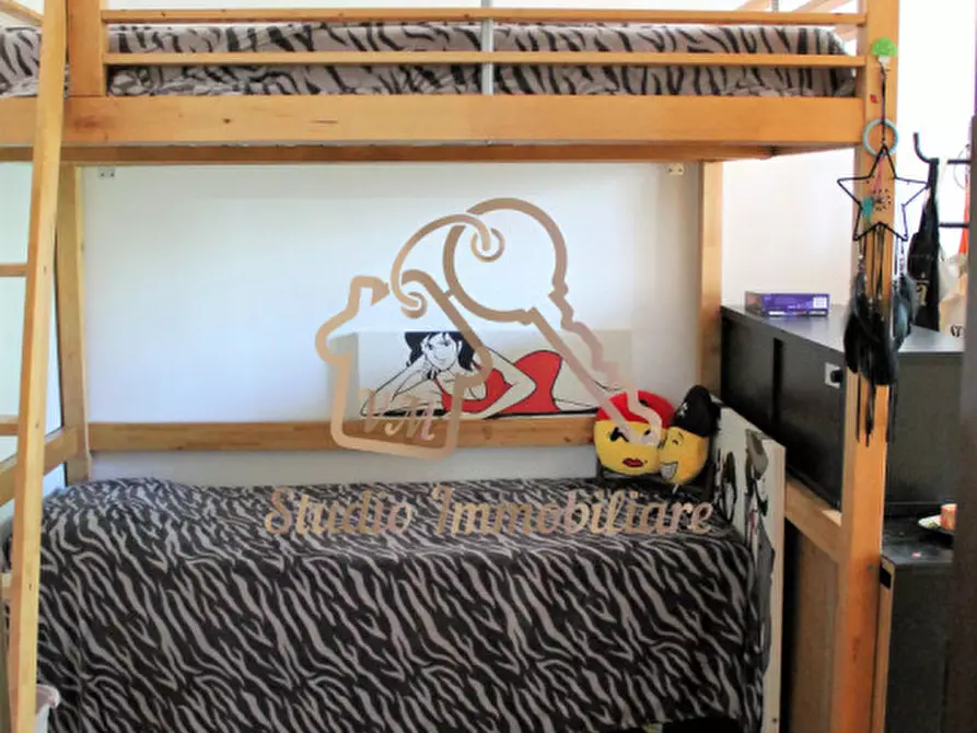 Immagine 32 di Appartamento in vendita  in Via Calderon de la Barca, 53 a Roma