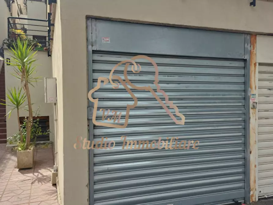 Immagine 43 di Appartamento in vendita  in Via Calderon de la Barca, 53 a Roma