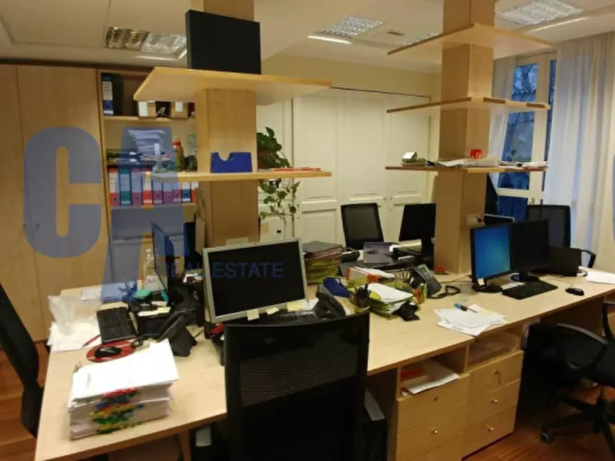 Immagine 21 di Ufficio in affitto  in VIA SENATO a Milano