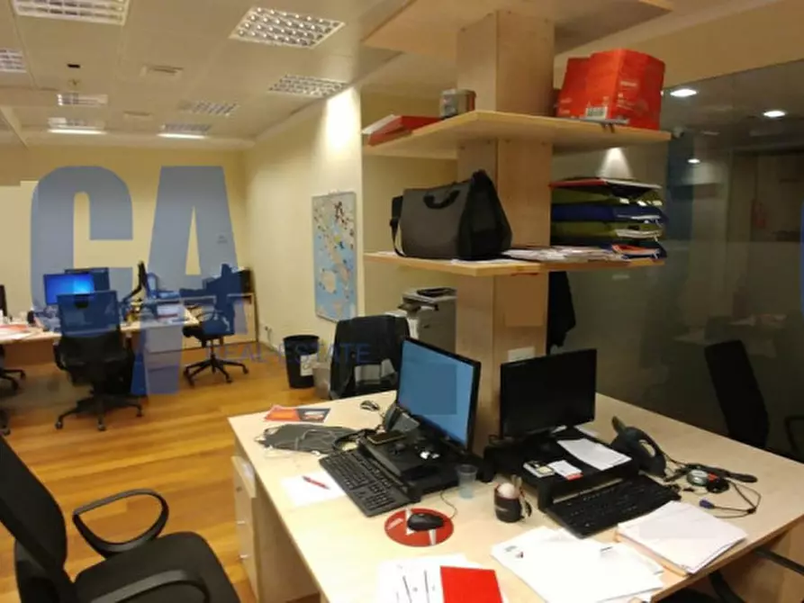Immagine 16 di Ufficio in affitto  in VIA SENATO a Milano