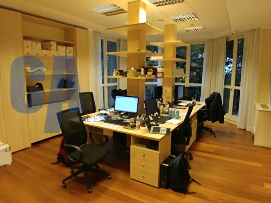 Immagine 20 di Ufficio in affitto  in VIA SENATO a Milano