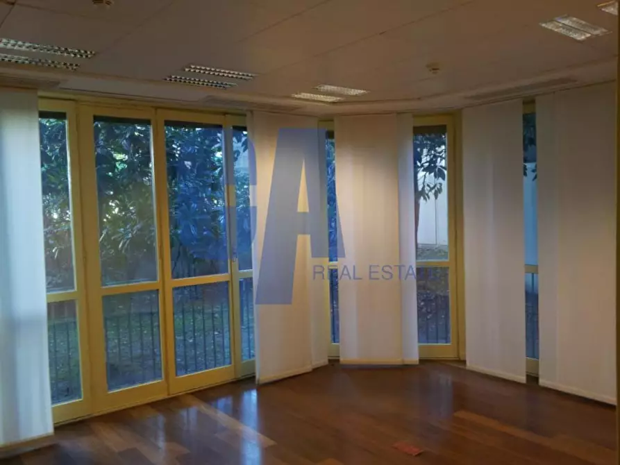 Immagine 2 di Ufficio in affitto  in VIA SENATO a Milano