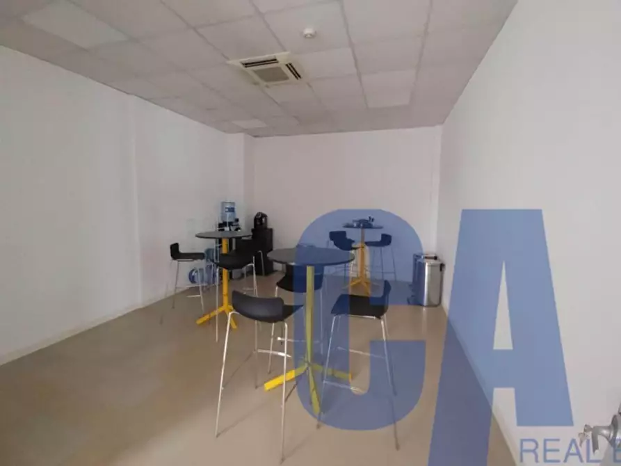 Immagine 13 di Ufficio in affitto  in VIA GROSIO a Milano