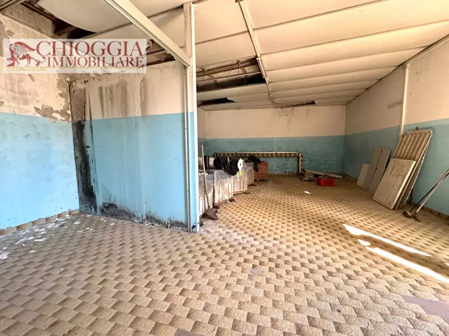 Immagine 8 di Capannone industriale in vendita  in Via Failer a Chioggia