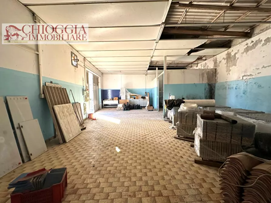 Immagine 10 di Capannone industriale in vendita  in Via Failer a Chioggia