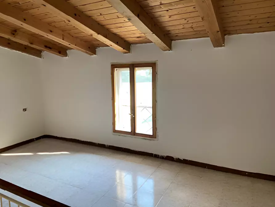 Immagine 4 di Appartamento in vendita  in Via Bugno, 10 a Dosolo