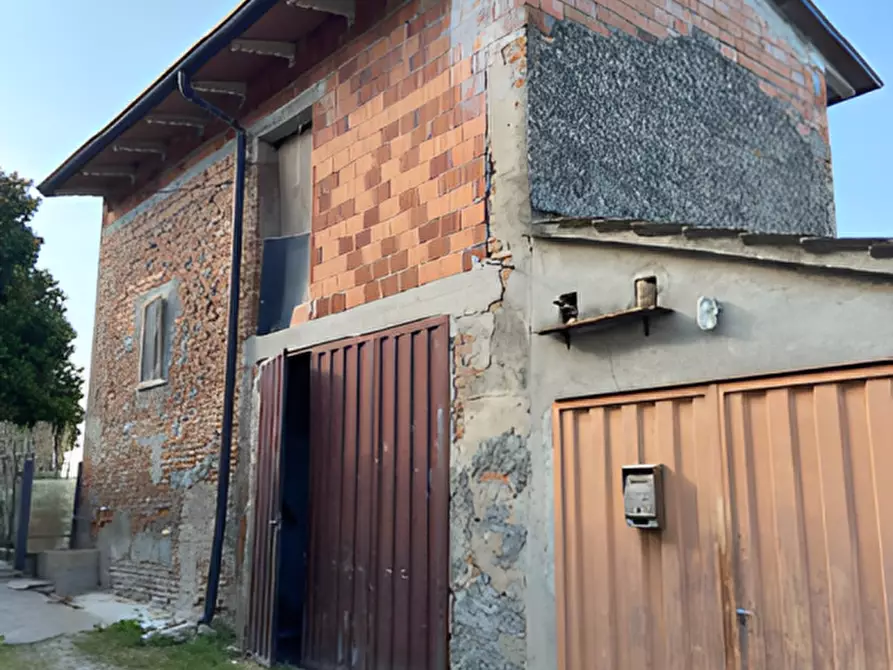 Immagine 10 di Appartamento in vendita  in Via Bugno, 10 a Dosolo