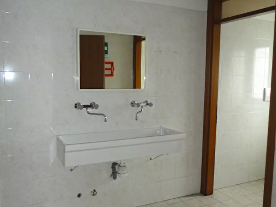 Immagine 10 di Capannone industriale in vendita  in ZAI a San Bonifacio