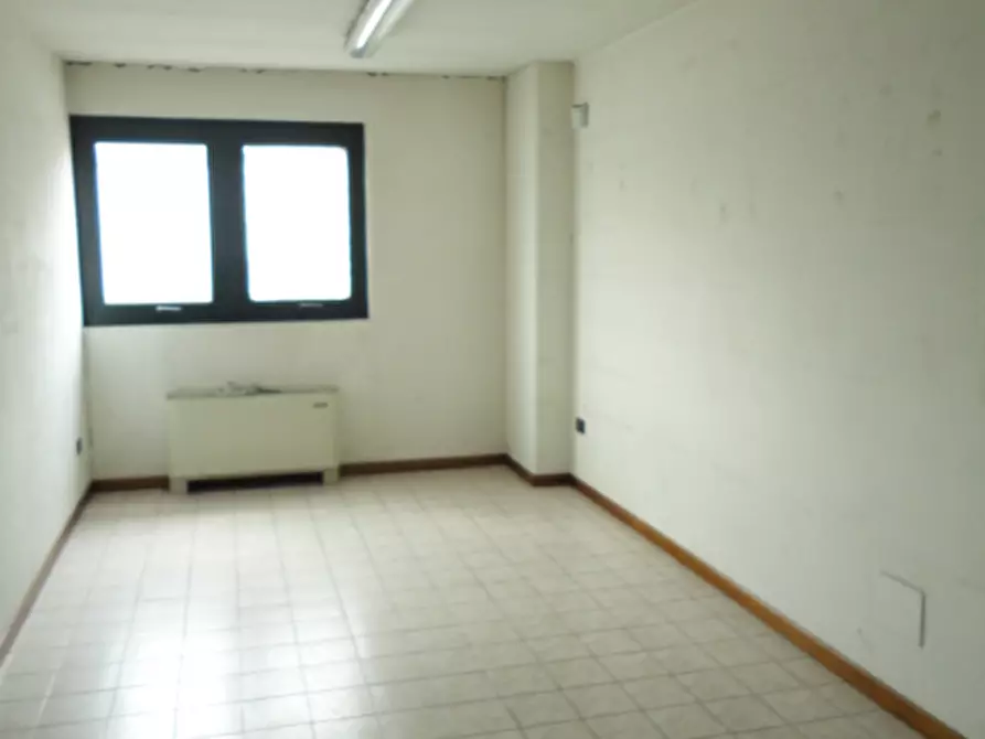 Immagine 11 di Capannone industriale in vendita  in ZAI a San Bonifacio