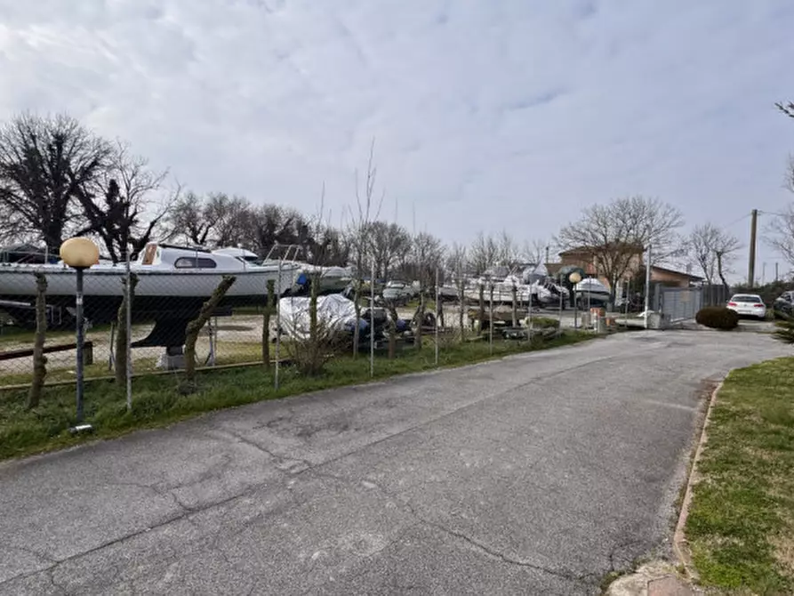 Immagine 50 di Villetta a schiera in vendita  in Porto Viro Via Colombo a Rosolina