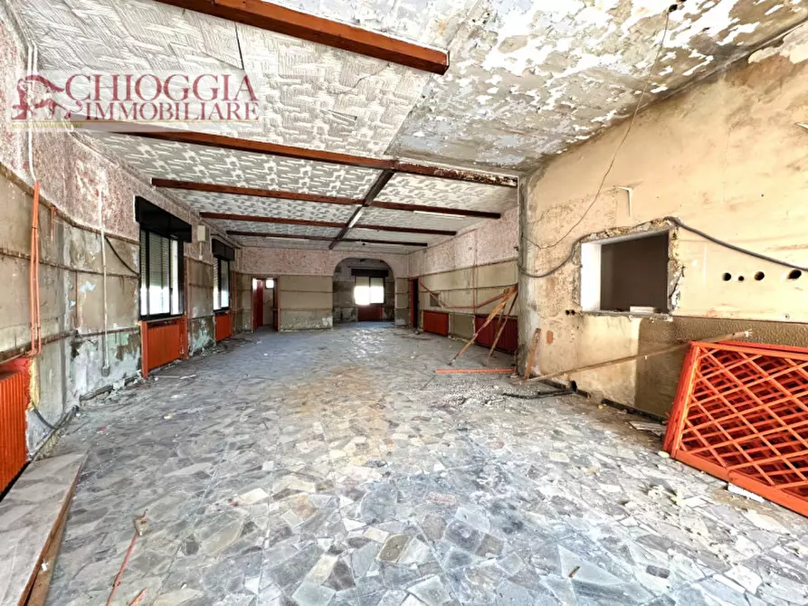 Immagine 3 di Magazzino in vendita  in Via Papa Giovanni XXIII a Chioggia