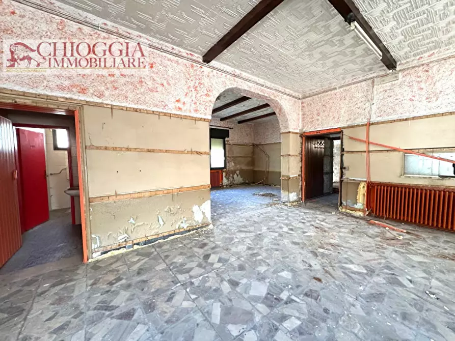 Immagine 4 di Magazzino in vendita  in Via Papa Giovanni XXIII a Chioggia