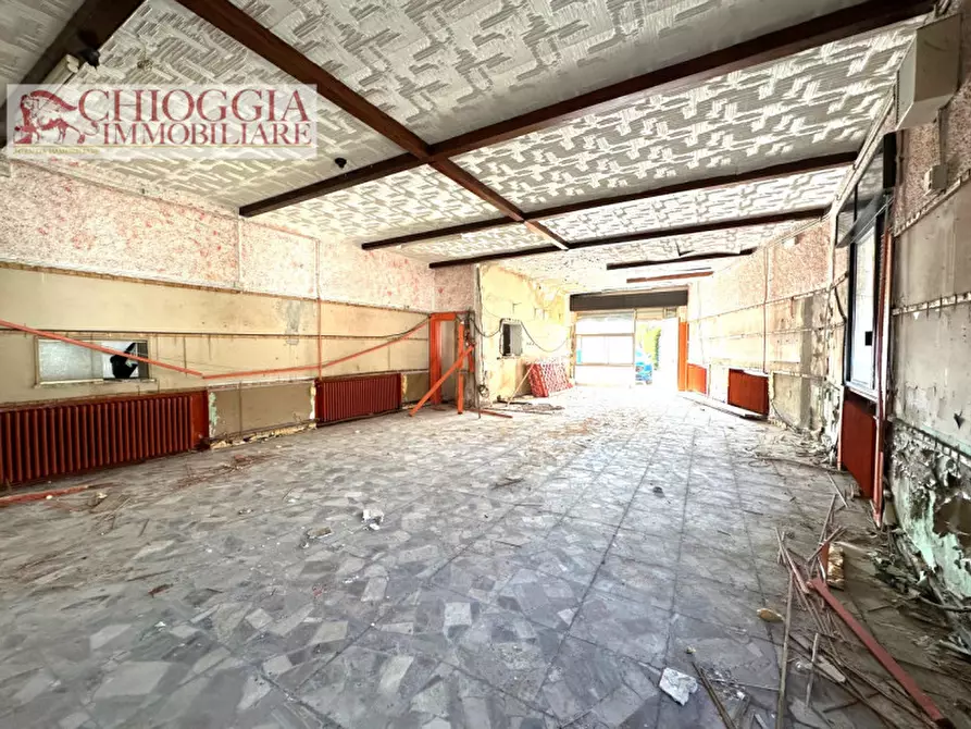 Immagine 5 di Magazzino in vendita  in Via Papa Giovanni XXIII a Chioggia