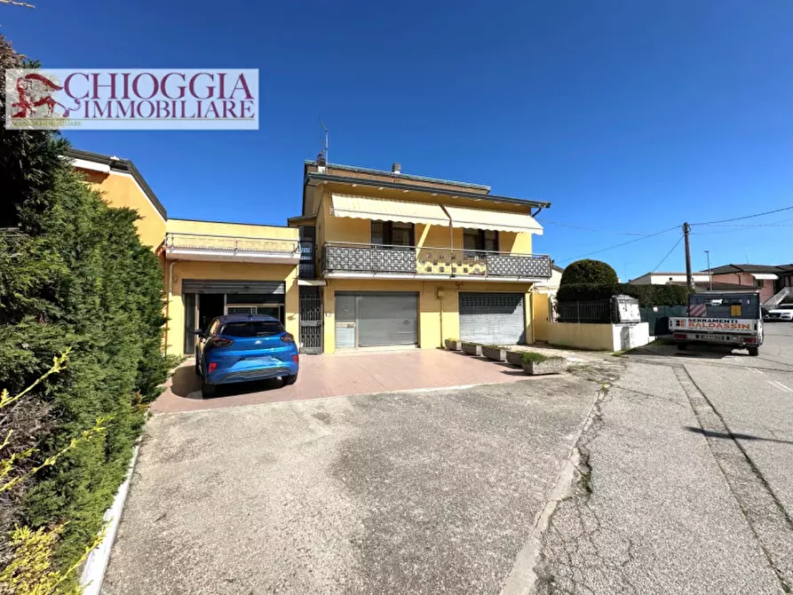 Immagine 14 di Magazzino in vendita  in Via Papa Giovanni XXIII a Chioggia