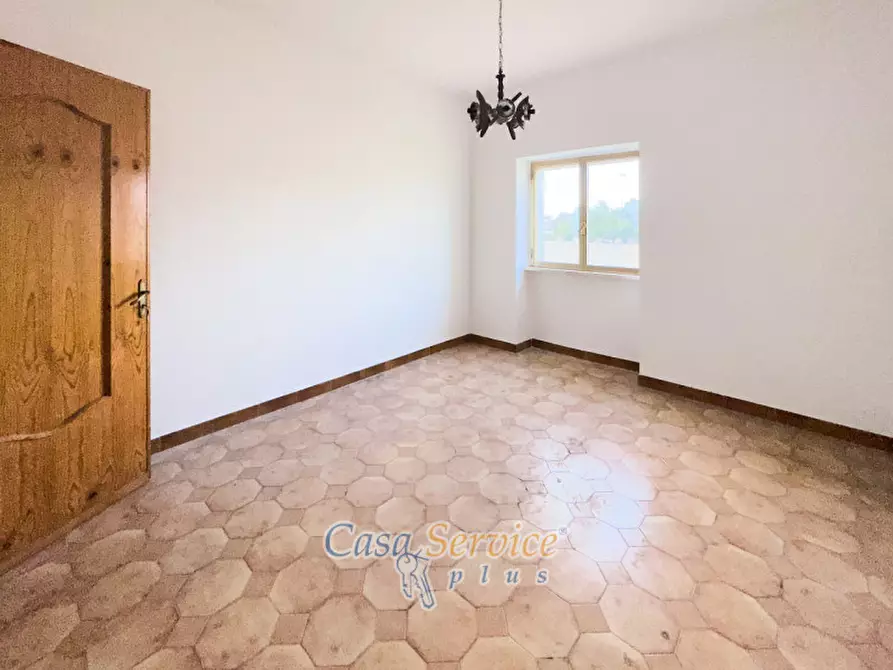 Immagine 12 di Villa in vendita  in Via Madrid a Casarano