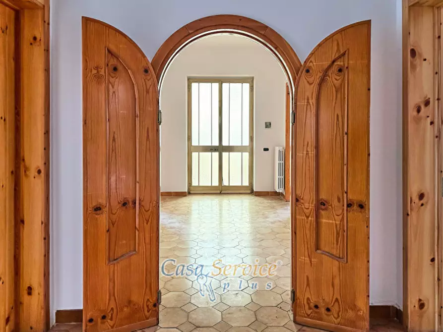 Immagine 15 di Villa in vendita  in Via Madrid a Casarano