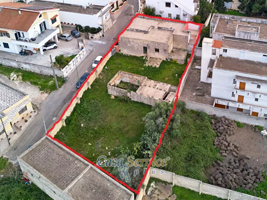 Immagine 21 di Villa in vendita  in Via Madrid a Casarano