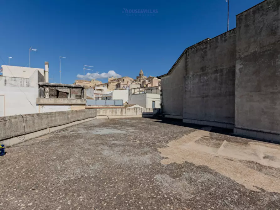 Immagine 3 di Appartamento in vendita  in Via Nicolò Mandalà a Noto