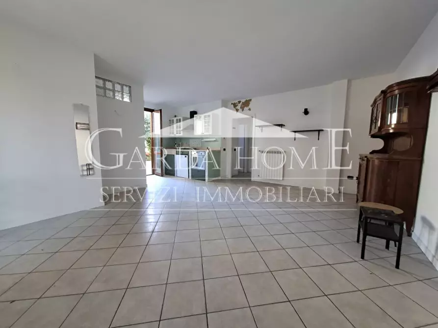 Immagine 15 di Appartamento in vendita  in Via Brescia a Soiano Del Lago