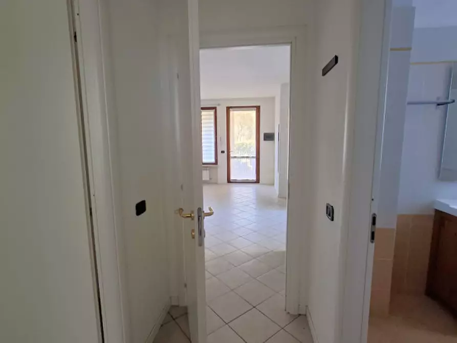 Immagine 19 di Appartamento in vendita  in Via Brescia a Soiano Del Lago