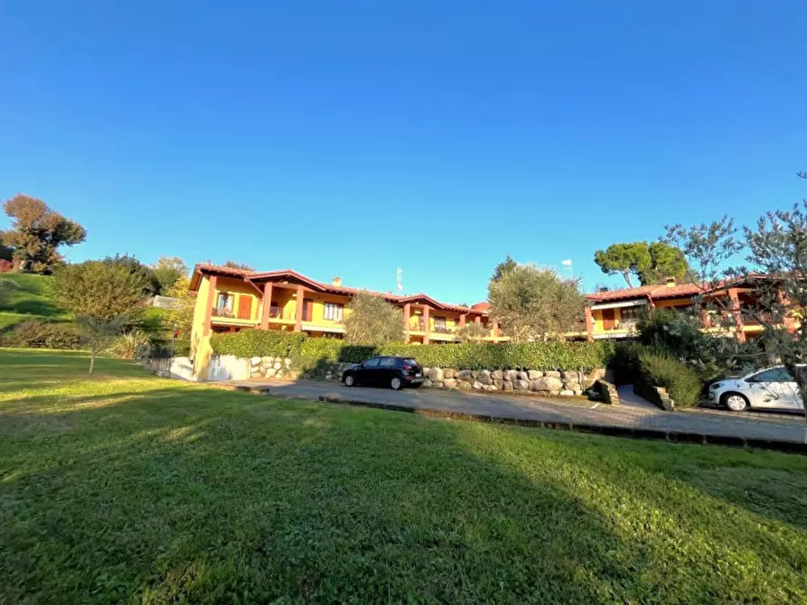 Immagine 25 di Appartamento in vendita  in Via Brescia a Soiano Del Lago