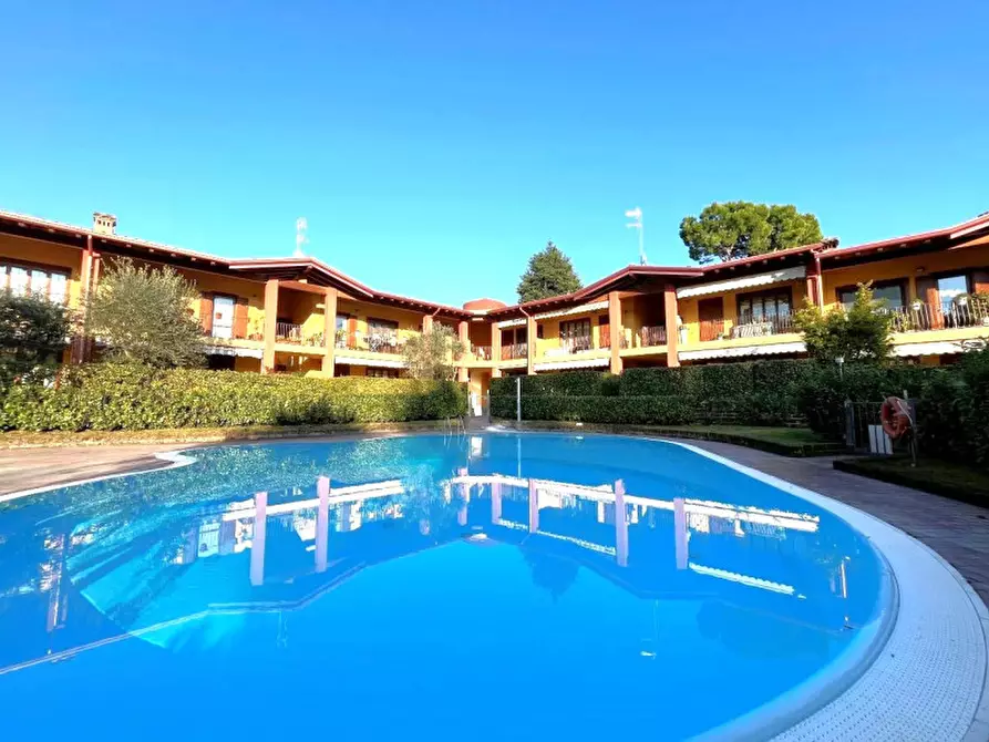 Immagine 27 di Appartamento in vendita  in Via Brescia a Soiano Del Lago