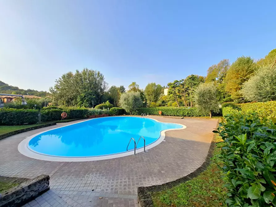 Immagine 35 di Appartamento in vendita  in Via Brescia a Soiano Del Lago