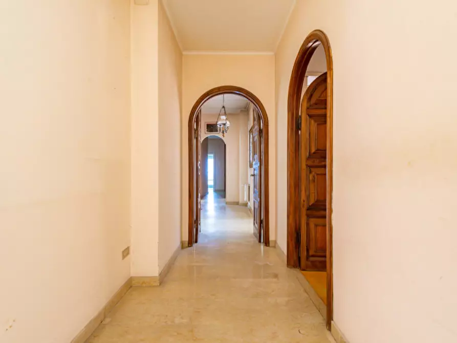 Immagine 13 di Appartamento in vendita  a Roma