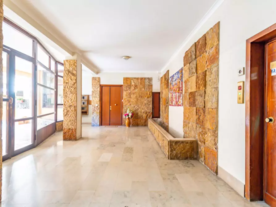 Immagine 27 di Appartamento in vendita  a Roma