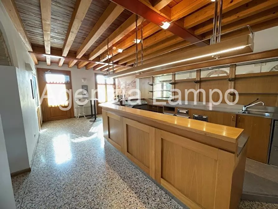 Immagine 2 di Hotel in vendita  in Via Roma a Concordia Sagittaria