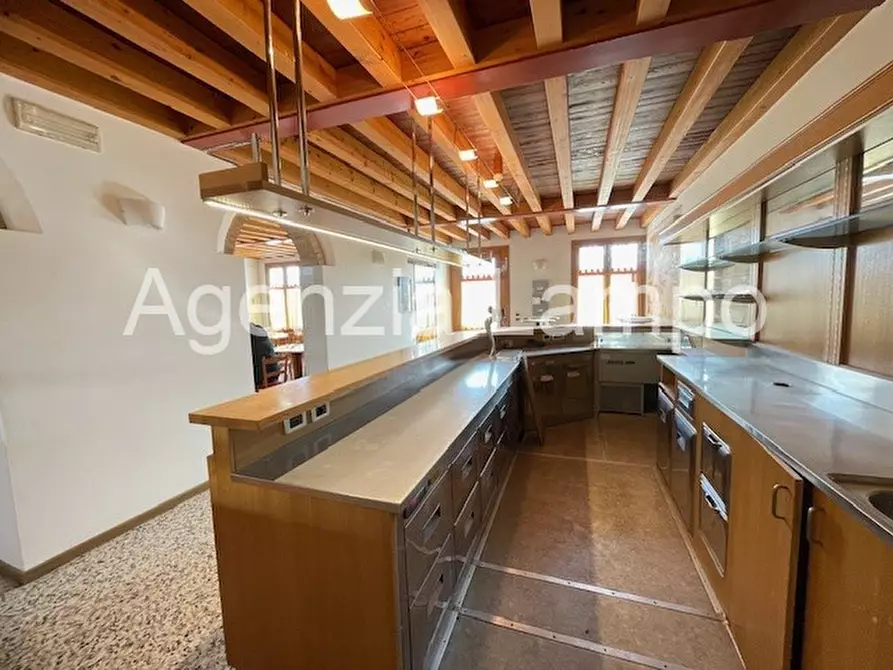 Immagine 3 di Hotel in vendita  in Via Roma a Concordia Sagittaria