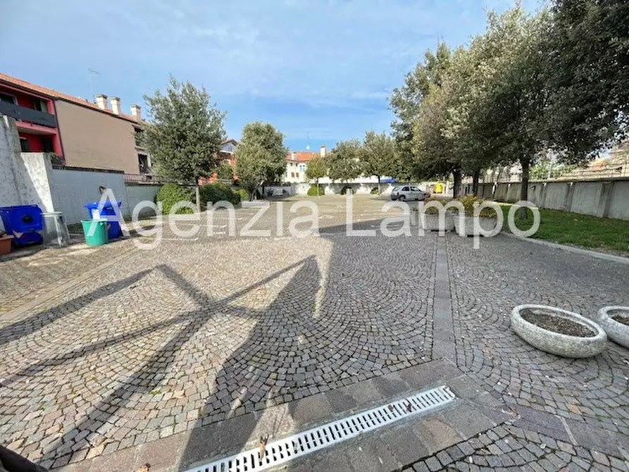 Immagine 15 di Hotel in vendita  in Via Roma a Concordia Sagittaria