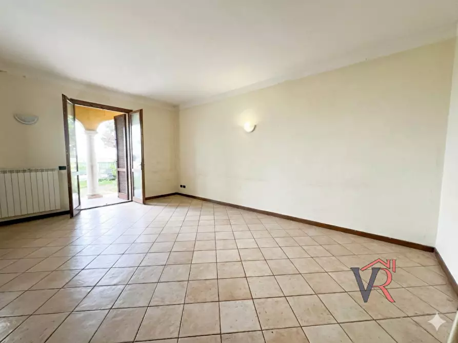 Immagine 4 di Appartamento in vendita  in Via IV Novembre a Lograto